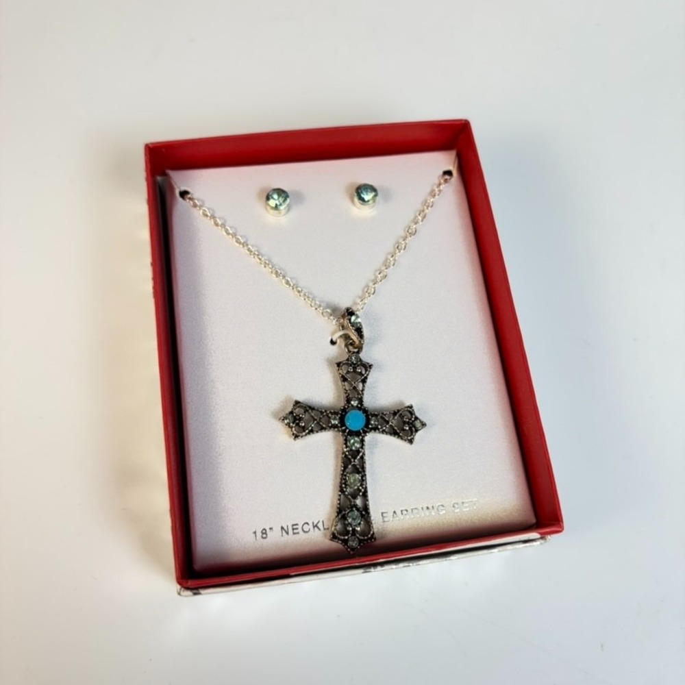 Crucifix Cross Pendant Earrings Gold Tone Chain Blue Stones‎ 18 inch in Box
